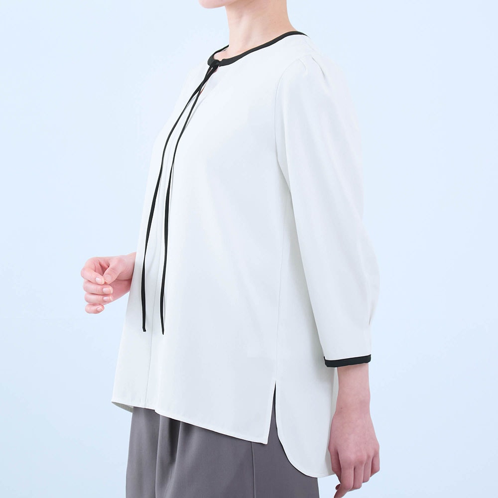 モデル身長168cm／M