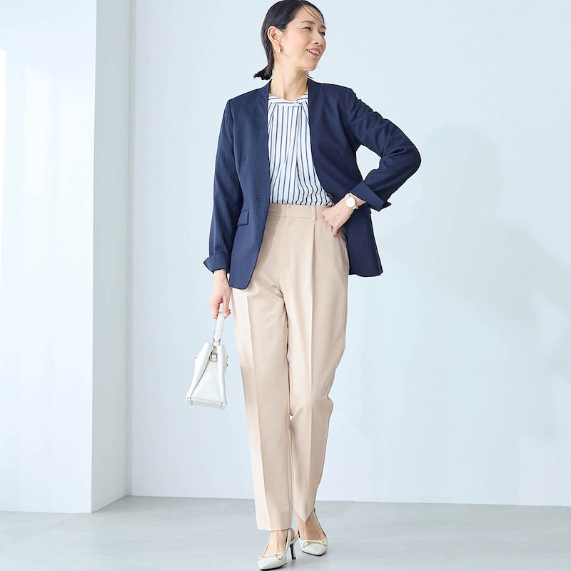 モデル身長168cm／M ※写真は撮影用のため股下+6cmになります。