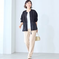 モデル身長167cm／M ※写真は撮影用のため股下+6cmになります。