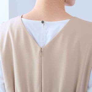 バックファスナー仕様で着脱がラクちん