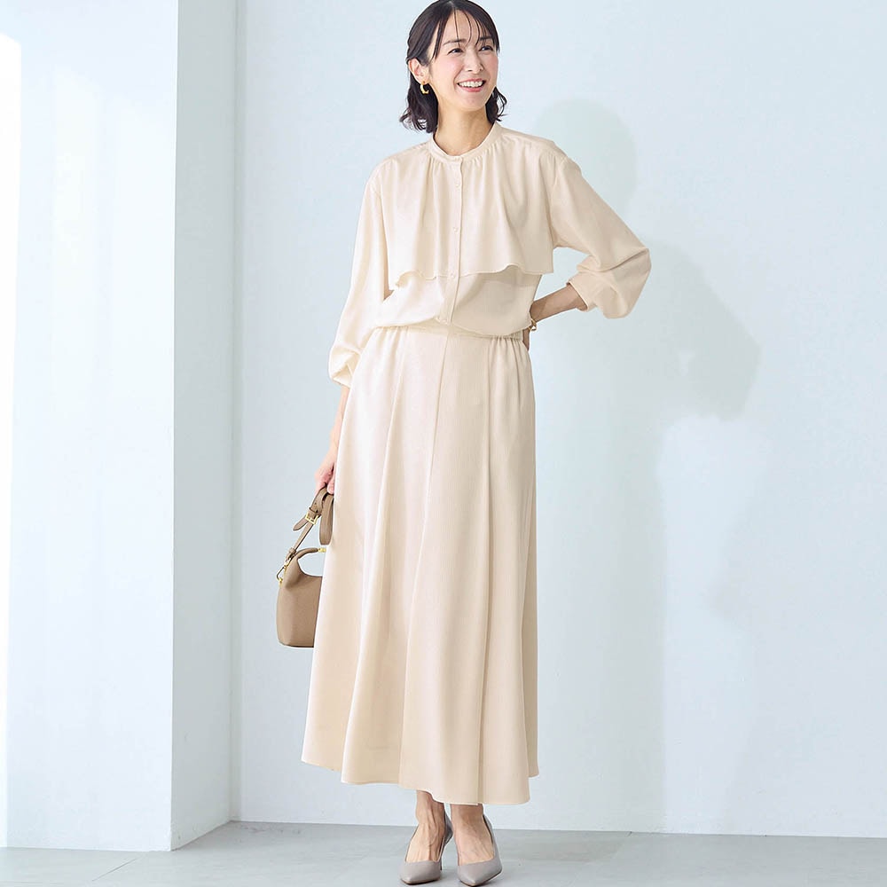 モデル身長169cm／M ※写真は撮影用のため総丈+6cmになります。