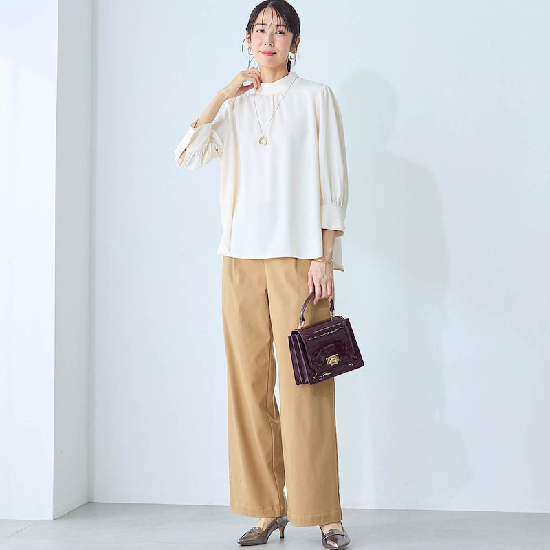 モデル身長169cm／M　アイボリー（七分袖）