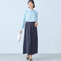 モデル身長168cm／M　サックス（長袖）