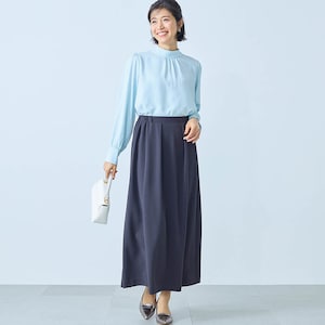モデル身長168cm／M　サックス（長袖）