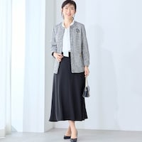 モデル身長167cm／M ※写真は撮影用のため総丈+6cmになります。