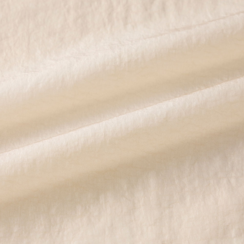 畳んでもしわがわかりにくい、風合いのある生地