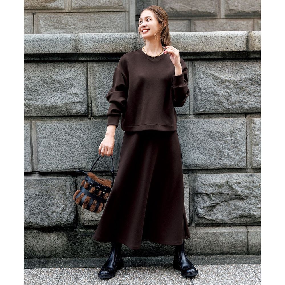 【オンワード樫山】【UNFILO/アンフィーロ】BEAUTY FORM JERSEY セミフレアスカート 【オンワード樫山】【UNFILO/アンフィーロ】BEAUTY FORM JERSEY セミフレアスカート