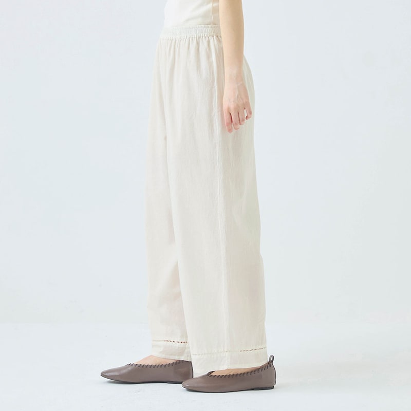 モデル身長166cm／M～L ※写真は撮影用のため股下+6㎝になります。