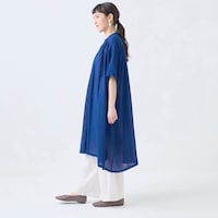 モデル身長166cm／M～L ※写真は撮影用のため総丈+5㎝になります。