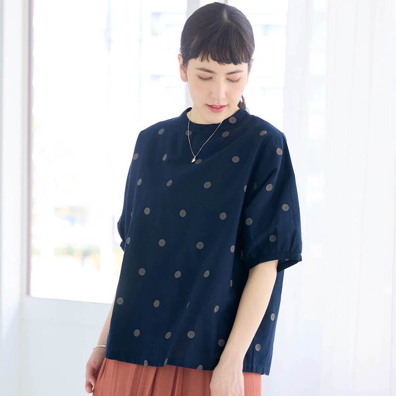 ダークネイビー