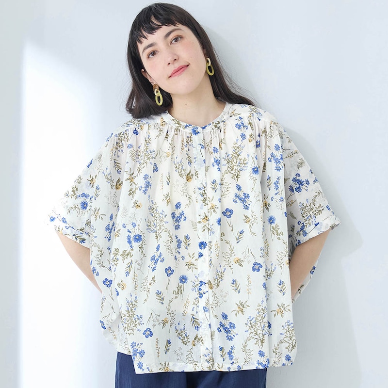 オフホワイト系フラワー