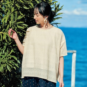 【ベルメゾン】総レース刺繍ブラウス