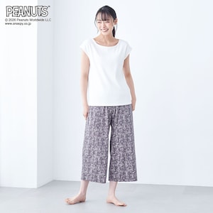 モデル身長165cm／M　チャコール着用