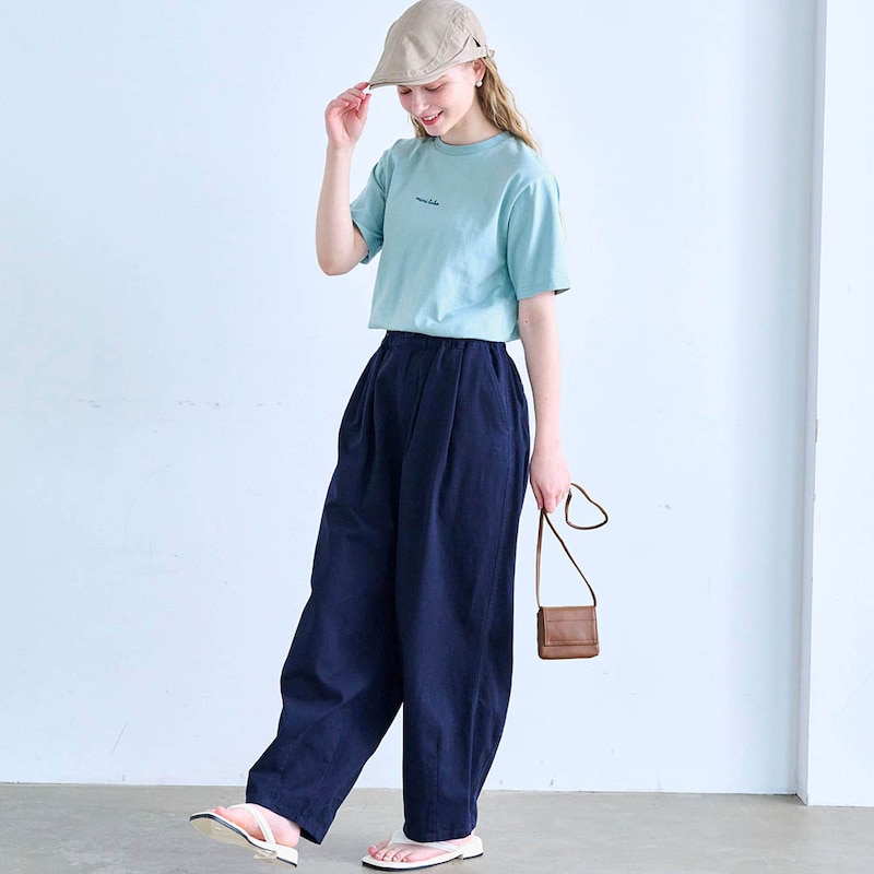 モデル身長167cm/M　ブルーグレー着用