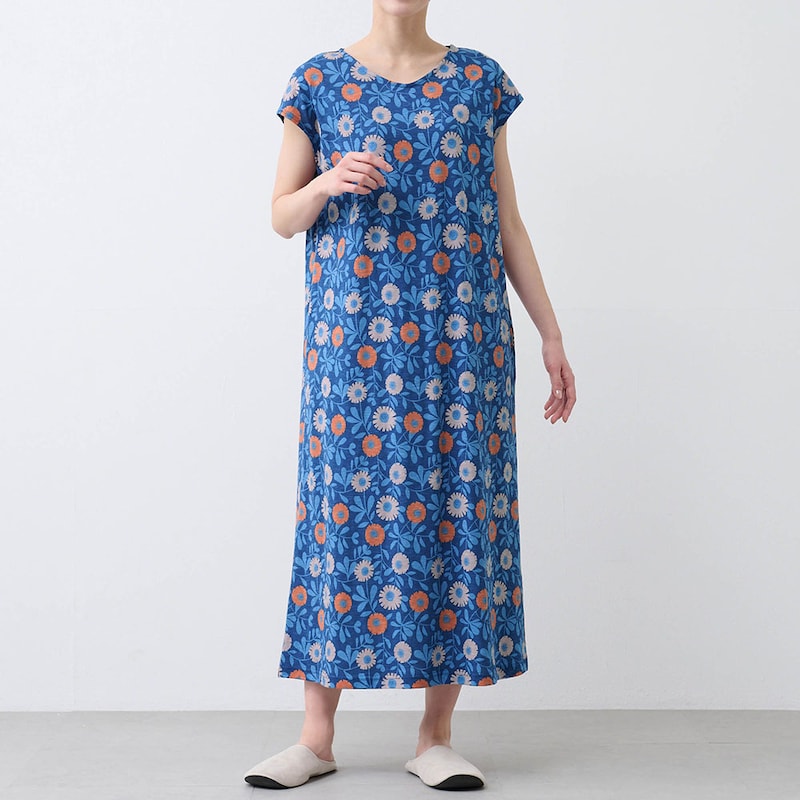 モデル身長167cm/M ※写真は撮影用のため、身丈＋6cmになります