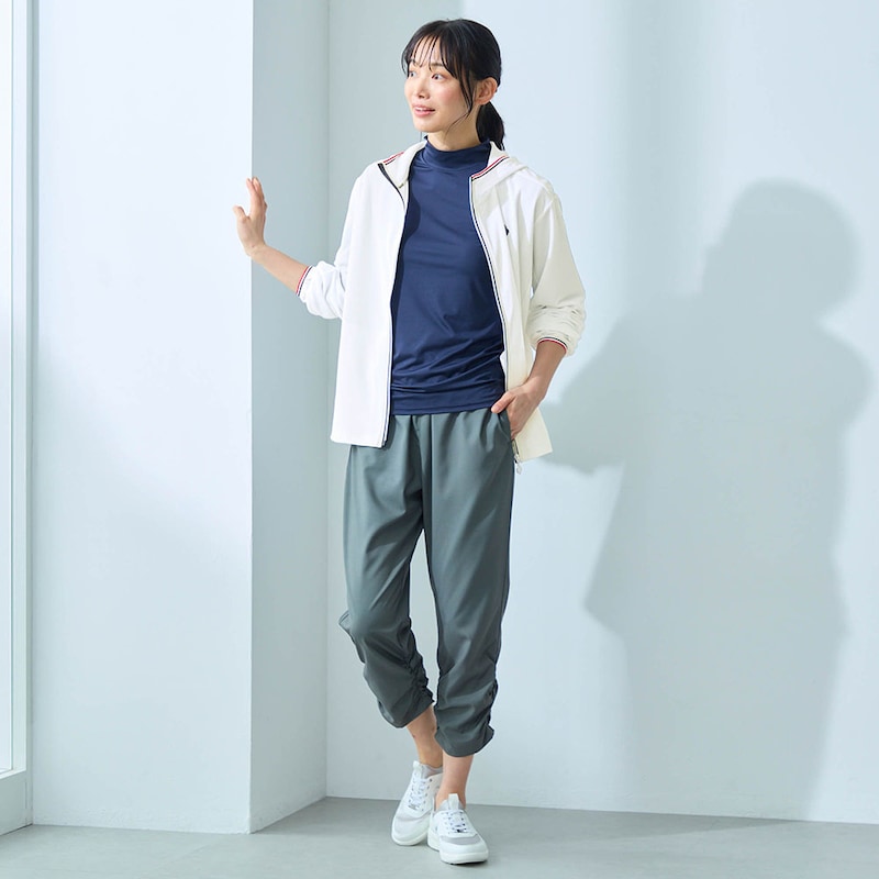 モデル身長164cm／M