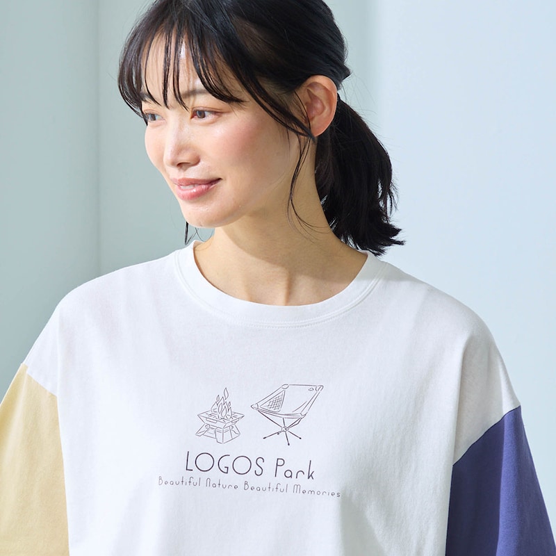 ファイヤースタンドやアウトドアチェアをあしらったアウトドアブランドらしいプリント