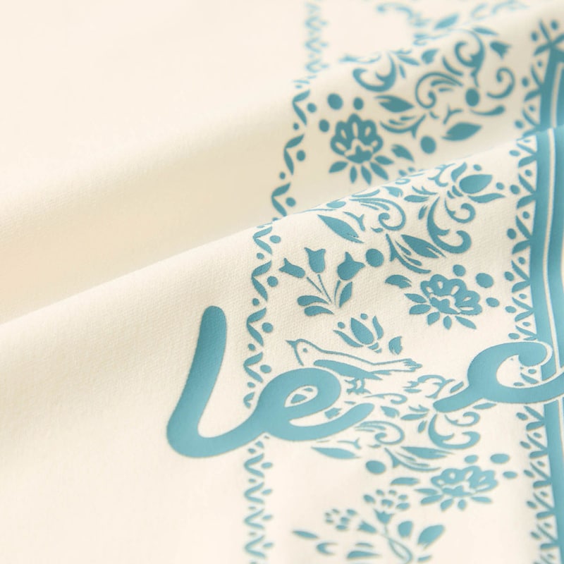 やわらかい風合いのサンスクリーンハイゲージニット