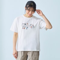 オフホワイト