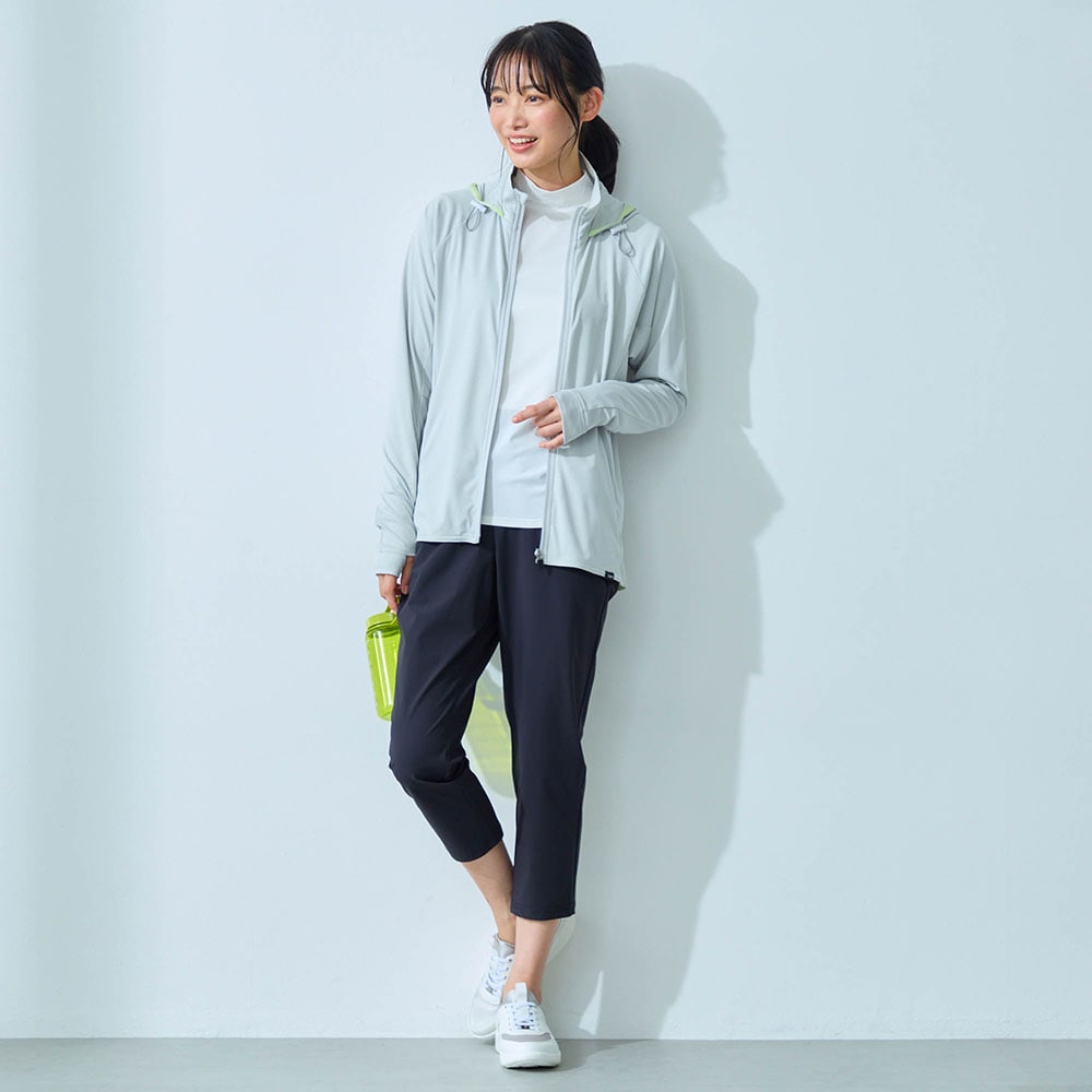 モデル身長164cm／M