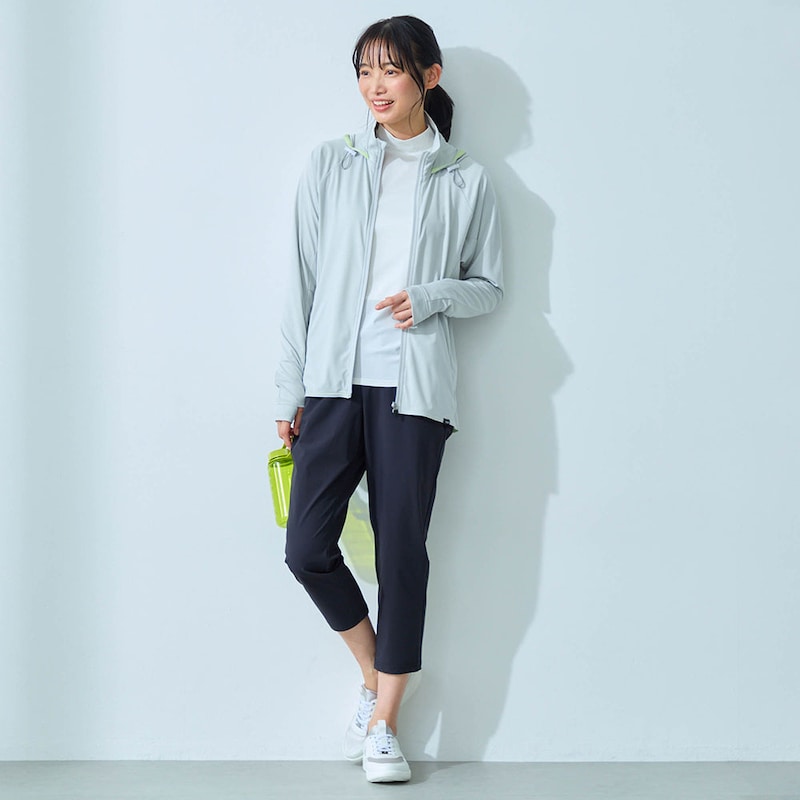 モデル身長164cm／M