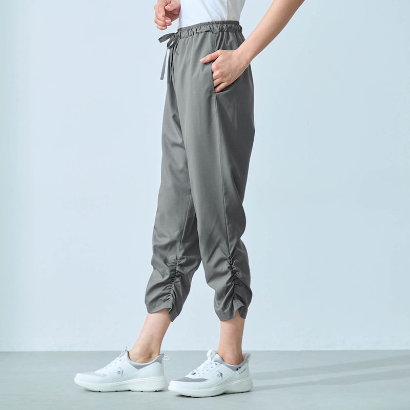 モデル身長164cm／M