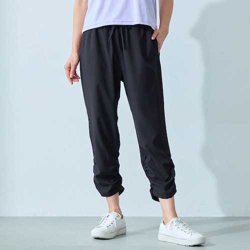 裾クシュアクティブパンツ
