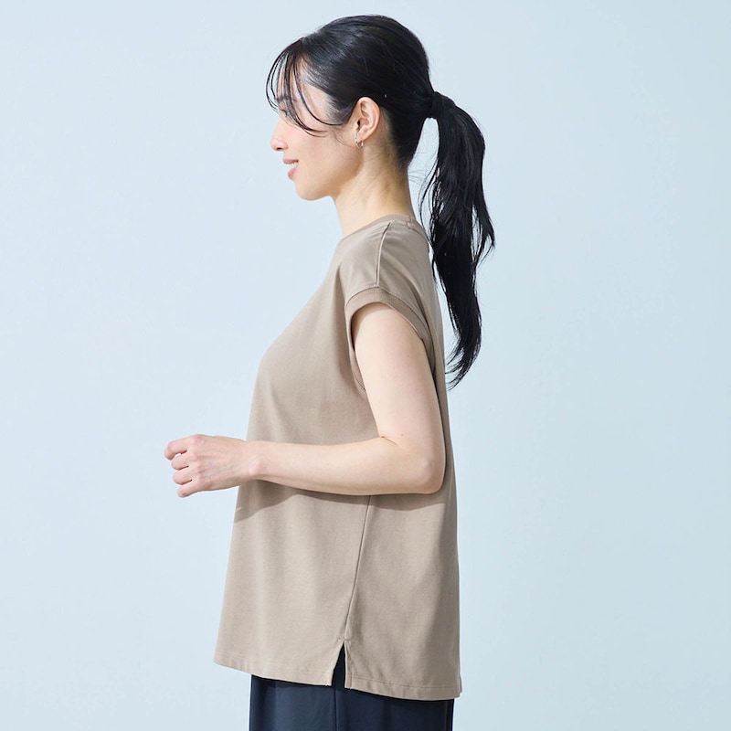 モデル身長167cm／M