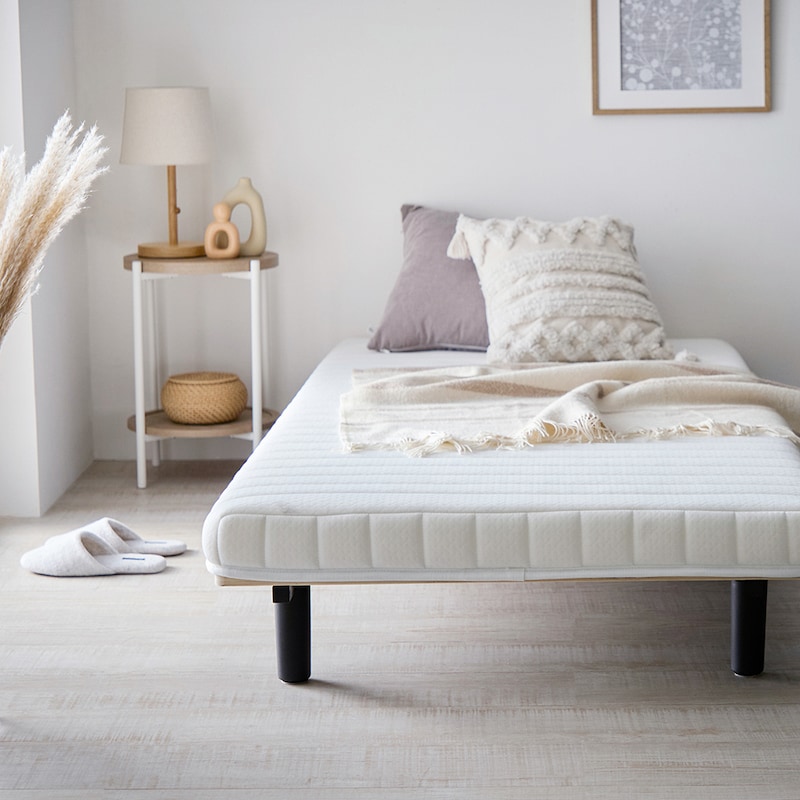 使用シーン　ホワイト/ウレタンマットレス