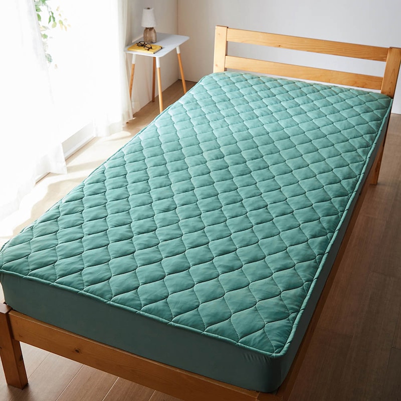 グラナイトグリーン