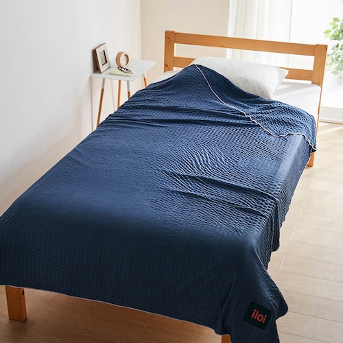 北欧スタイルのリバーシブルで使える接触冷感くしゅくしゅケット