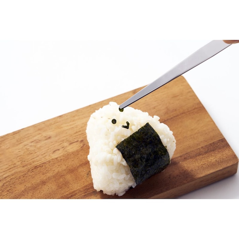 Moribashi/先が自然にそろうので、繊細な盛り付けも楽にできます。