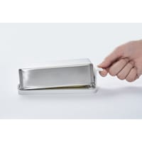 Ｂｕｔｔｅｒ　Ｃａｓｅ/ステンレスと樹脂を組み合わせ、密閉性を高めました