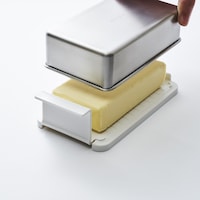 Ｂｕｔｔｅｒ　Ｃａｓｅ/バターの乾燥を防ぎ、いやな臭いから守ります