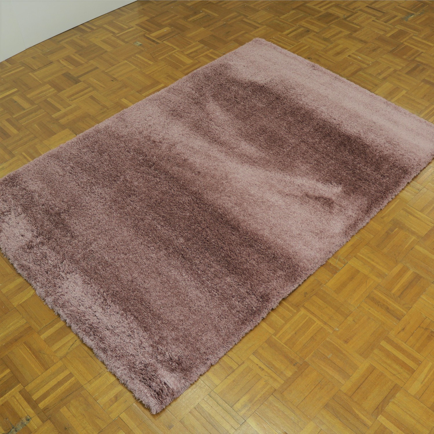 【ベルメゾン】無地デザインのシャギーラグ