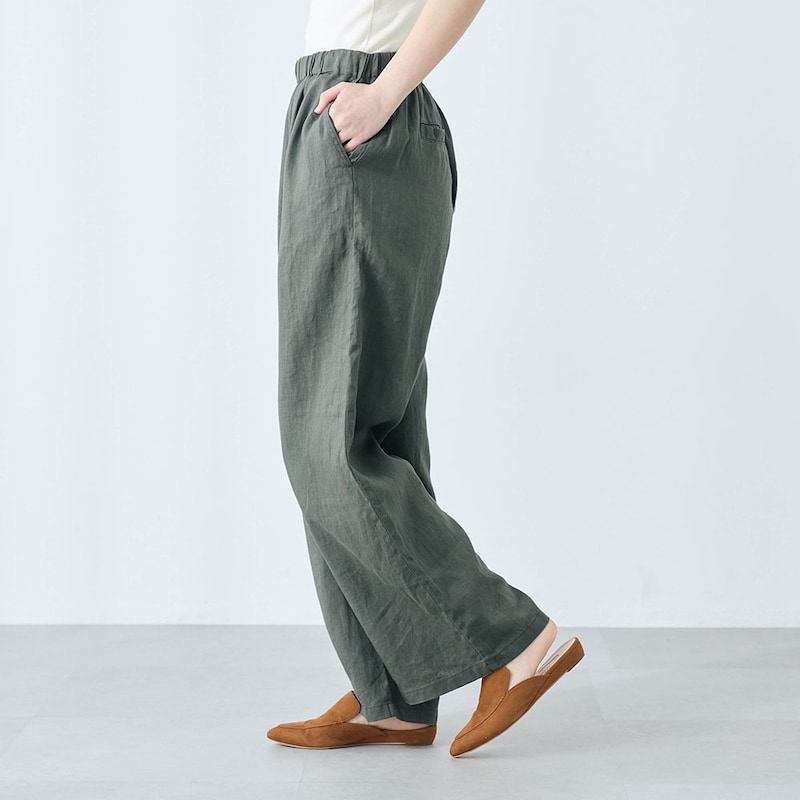 モデル身長166cm／M ※写真は撮影用のため股下+6㎝になります。