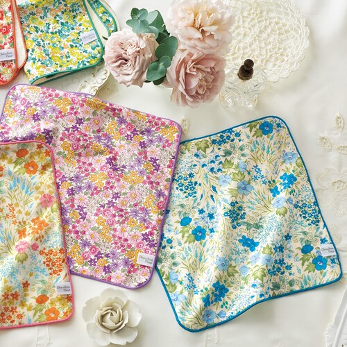 【定期お届け】 小花柄のガーゼパイルハンカチ ：6回シリーズ