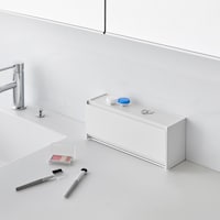 洗面小物や化粧品などを隠して収納!浮かせて&直置きで使える収納ケース