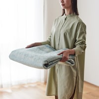 たためばコンパクトに。使わない時の収納場所にも困らないサイズにまとまります