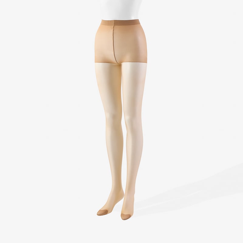 ヌードベージュ