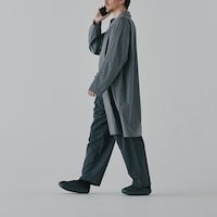 傾斜ソールが平らな道でも上り坂を歩くような運動効果で、脚やお尻の筋肉をエクササイズできます