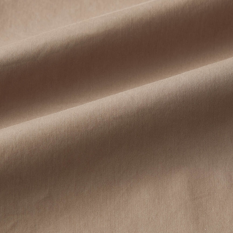 軽やかで清涼感のある布帛素材