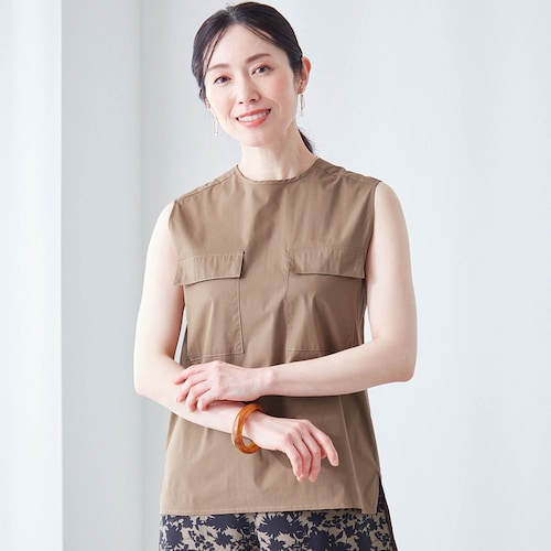 ダブルポケットノースリーブブラウス