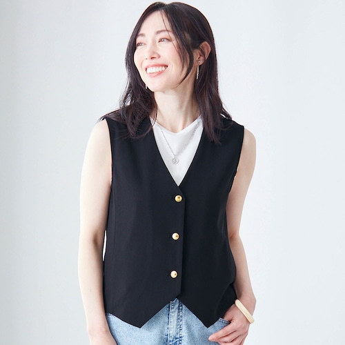 ラフに着こなすジレ