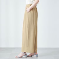 モデル身長167cm／M ※写真は撮影用のため股下+3cmになります。