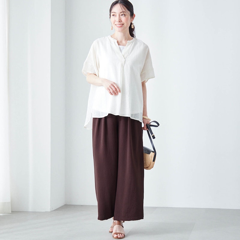 モデル身長167cm／M ※写真は撮影用のため股下+3cmになります。