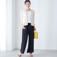 モデル身長167cm／M ※写真は撮影用のため股下+3cmになります。