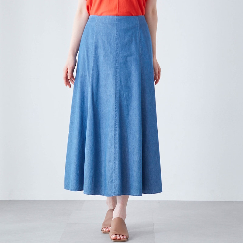 モデル身長167cm／M ※写真は撮影用のため総丈+3cmになります。