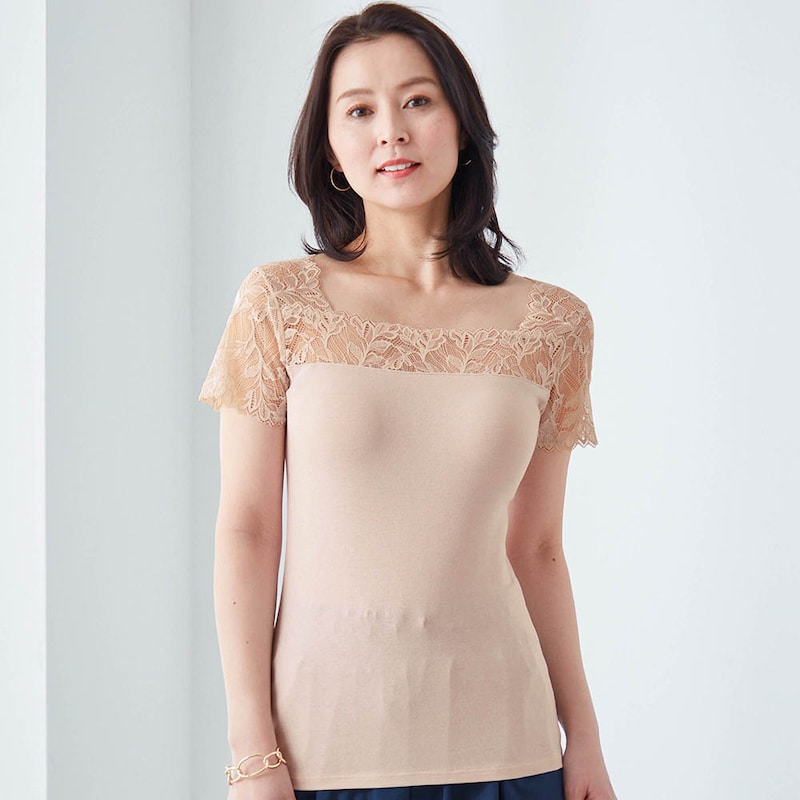 グレージュ(スクエアネック側)