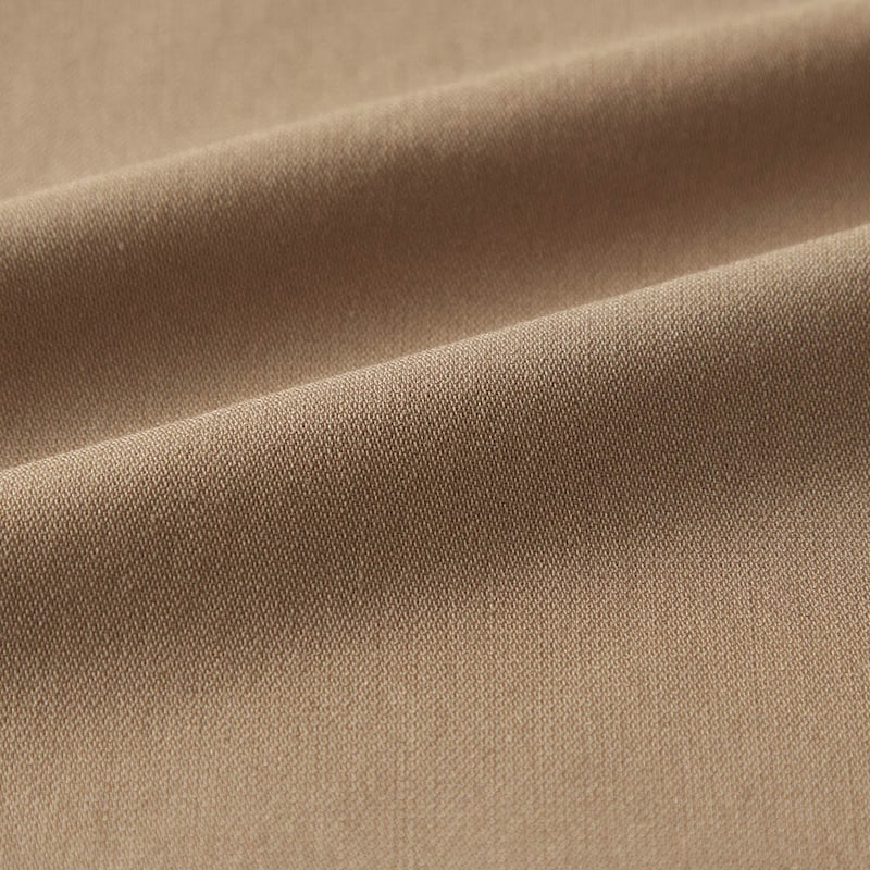 薄手ではくとひんやり冷たい接触冷感素材